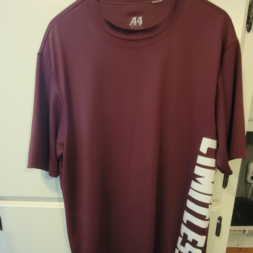A 4 Mens graphic print t shirt